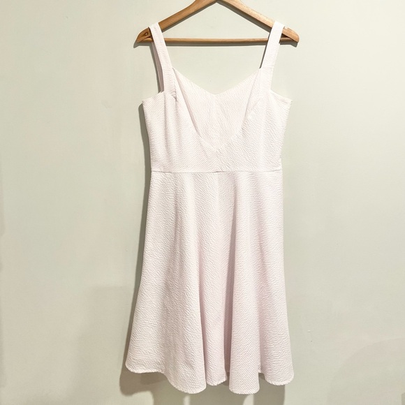 Ann Taylor pink & white seersucker summer dress - Picture 7 of 14
